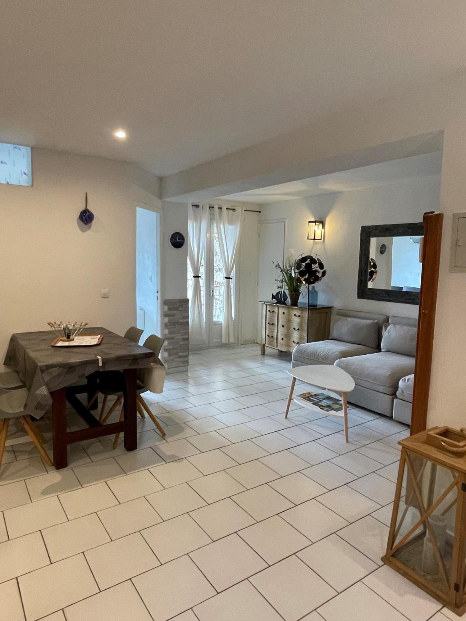 Residence Le Golfe Bleu Le Le Rayol-Canadel-sur-Mer Εξωτερικό φωτογραφία