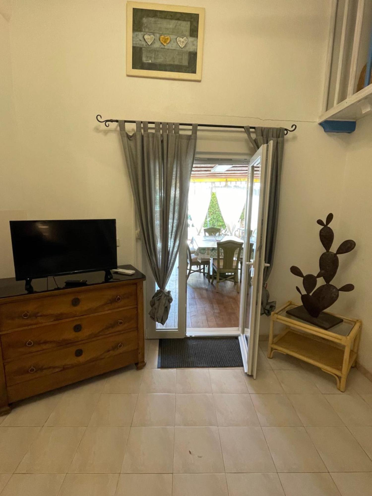Residence Le Golfe Bleu Le Le Rayol-Canadel-sur-Mer Εξωτερικό φωτογραφία
